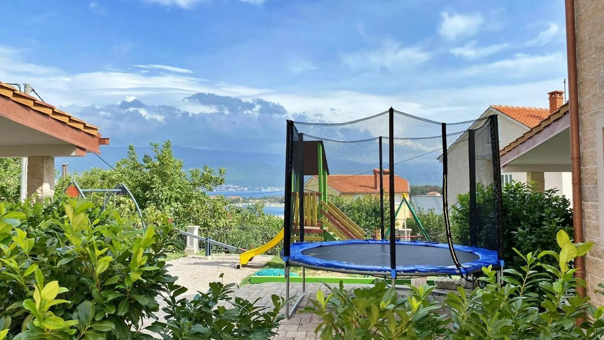 Villa Branka contacts